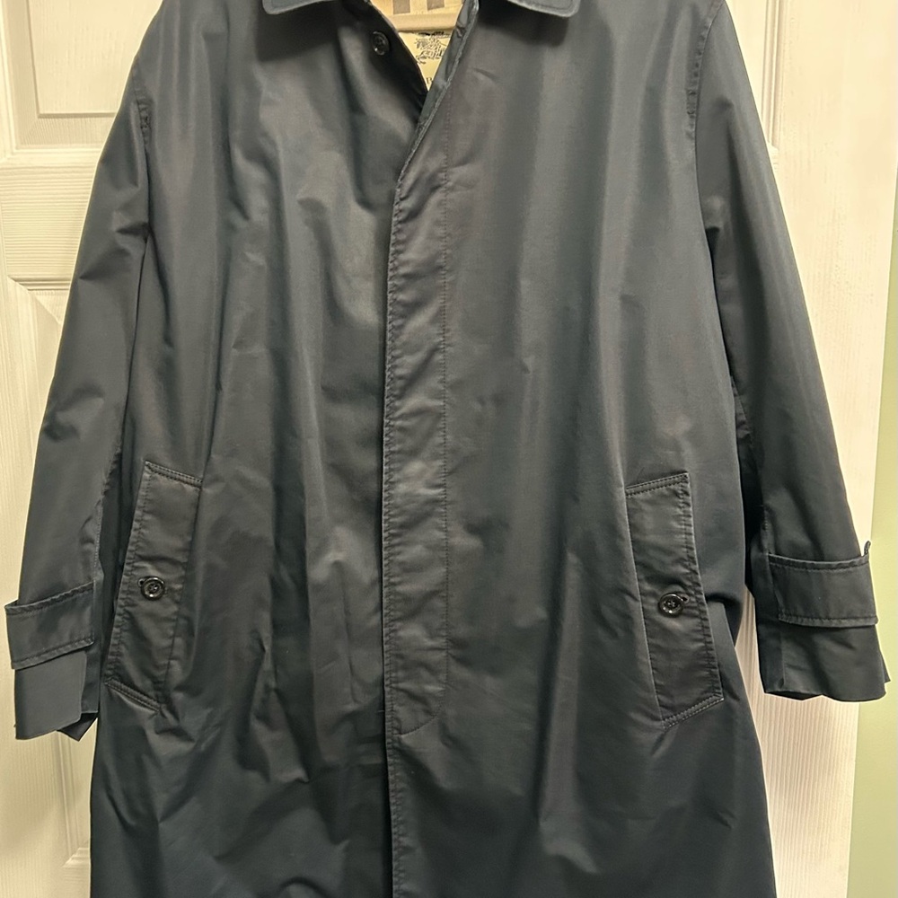 Burberry Men’s Overcoat Jacket - Classic Water-Resistant Trench - Size 46 R
